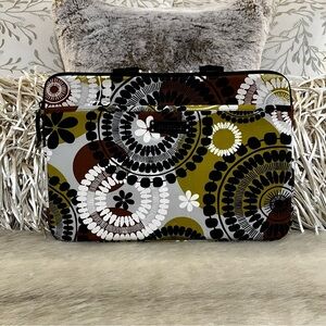 VERY BRADLEY Cocoa Moss Neoprene Laptop Tablet Tech Sleeve Gray Brown Green 2013